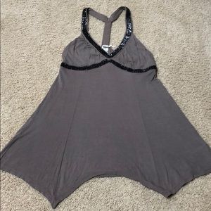 Guess flowy top